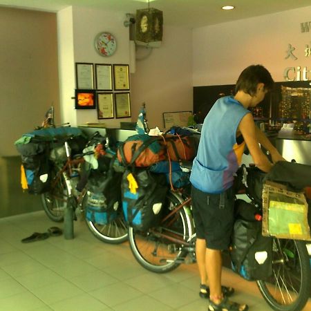City Star Hotel Kulai Bagian luar foto
