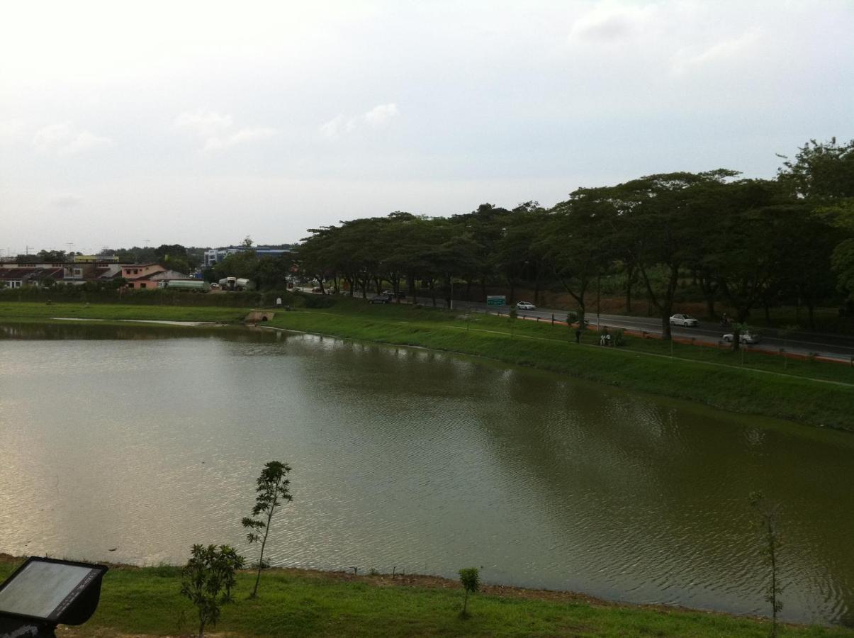City Star Hotel Kulai Bagian luar foto