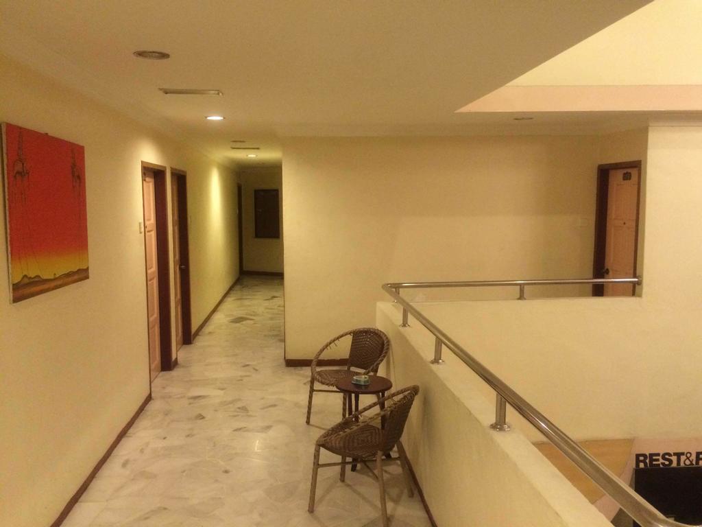 City Star Hotel Kulai Bagian luar foto