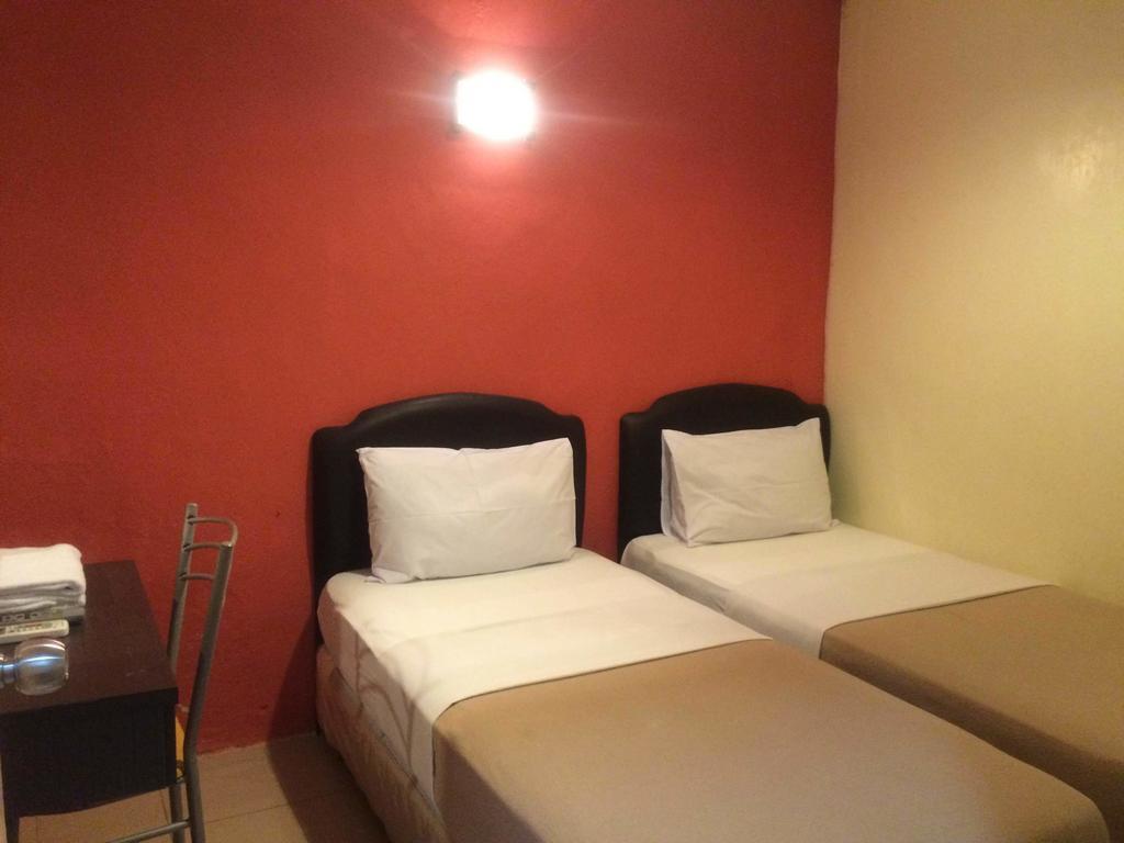 City Star Hotel Kulai Bagian luar foto
