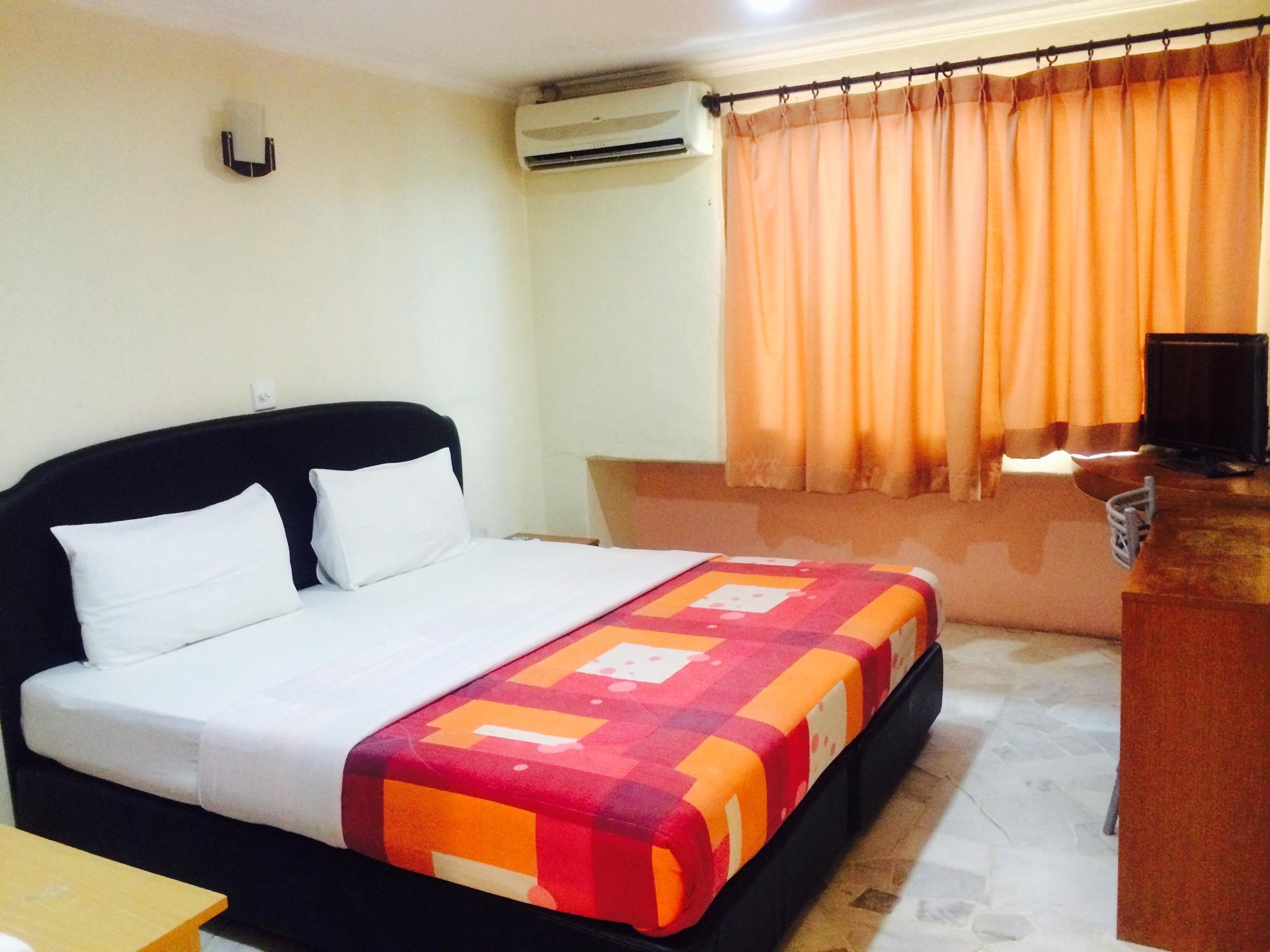 City Star Hotel Kulai Bagian luar foto