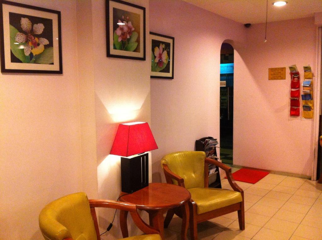 City Star Hotel Kulai Bagian luar foto